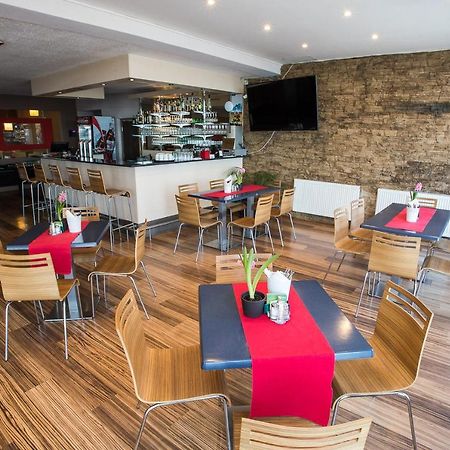A-Sport Hotel Brno Bagian luar foto