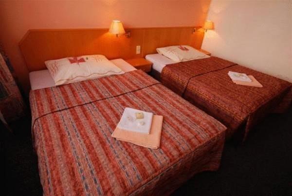 A-Sport Hotel Brno Bagian luar foto